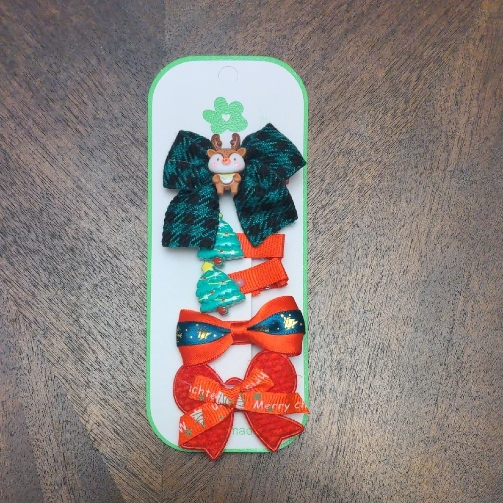 Hair Bow Set - Green and Red Reindeer and Christmas Trees 5 Clips